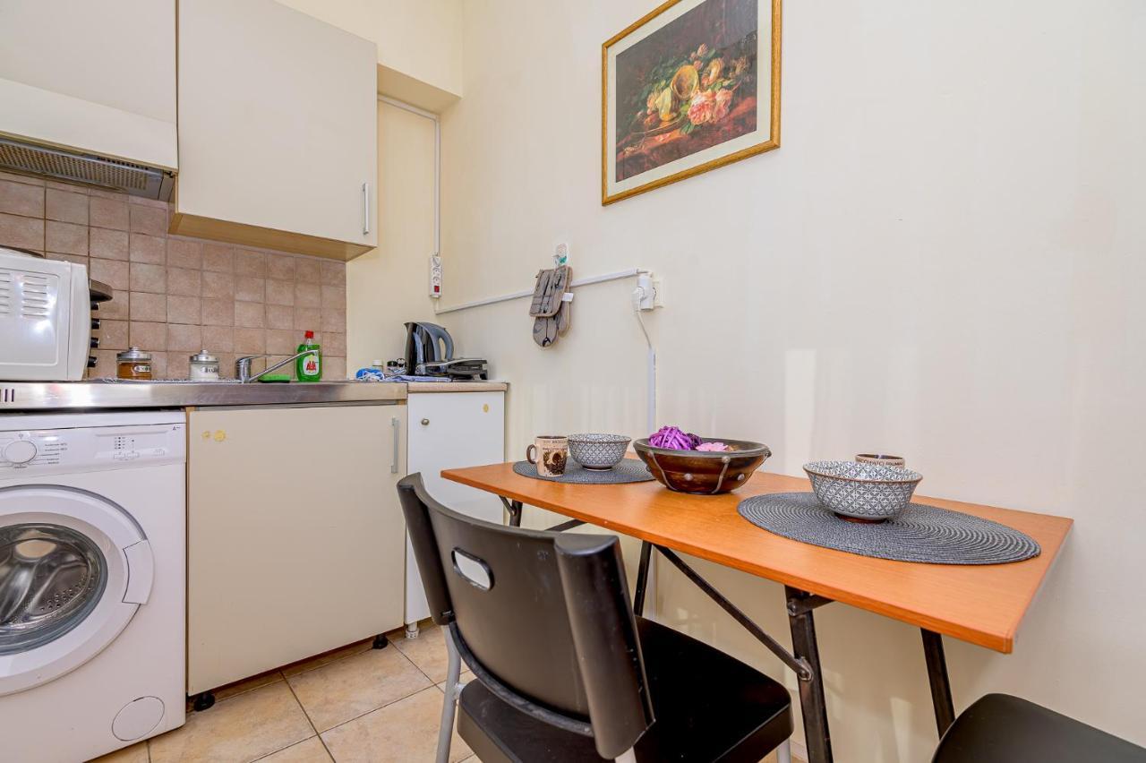Harmony Apartment Only 100 Mt From The Sea Nea Chili Bagian luar foto
