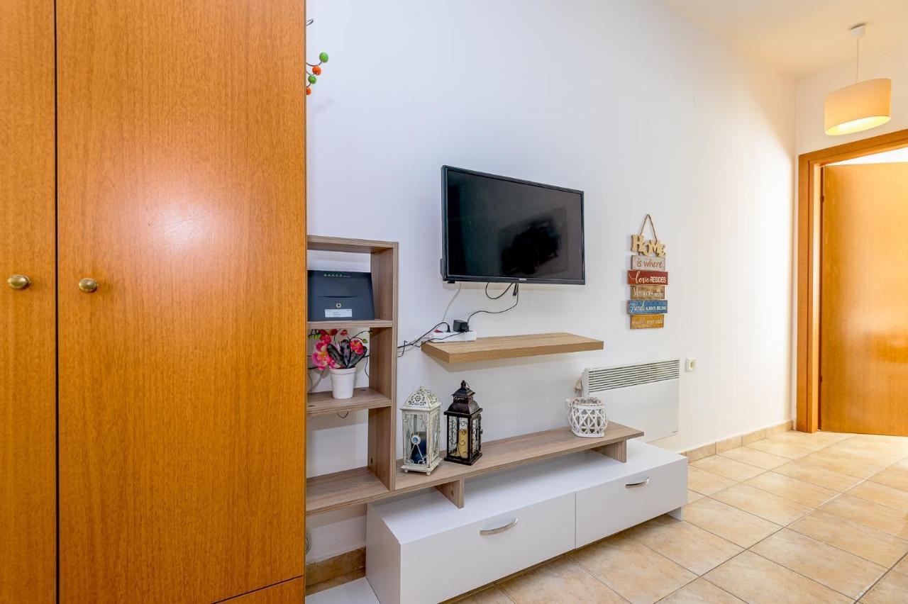 Harmony Apartment Only 100 Mt From The Sea Nea Chili Bagian luar foto