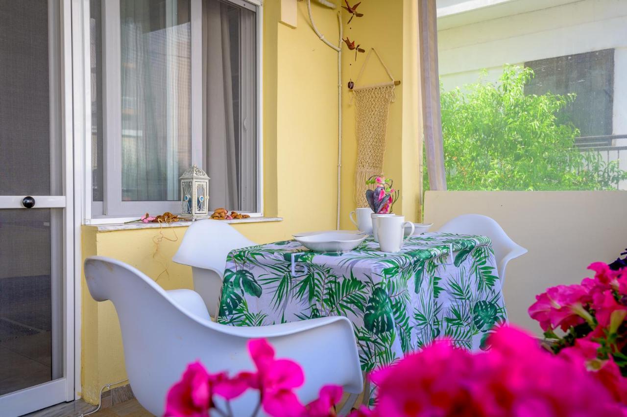 Harmony Apartment Only 100 Mt From The Sea Nea Chili Bagian luar foto
